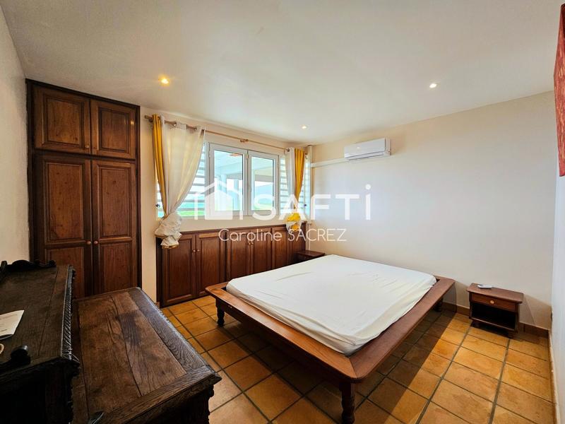 Villa - 319 m² - 8 pièces