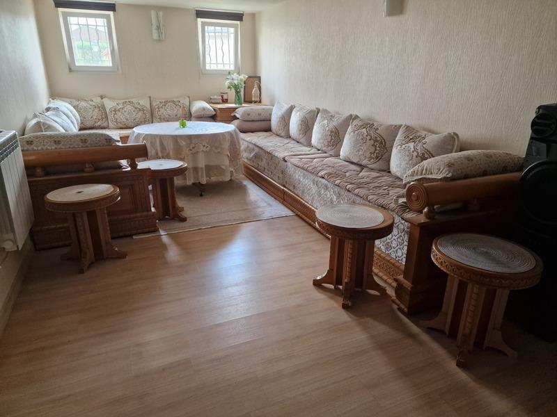 Maison - 180 m² - 8 pièces