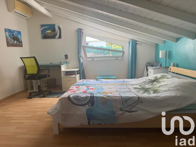 Maison - 200 m² - 10 pièces