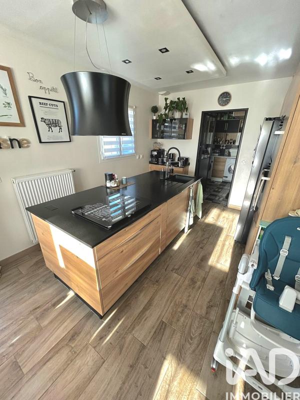 Maison - 114 m² - 6 pièces