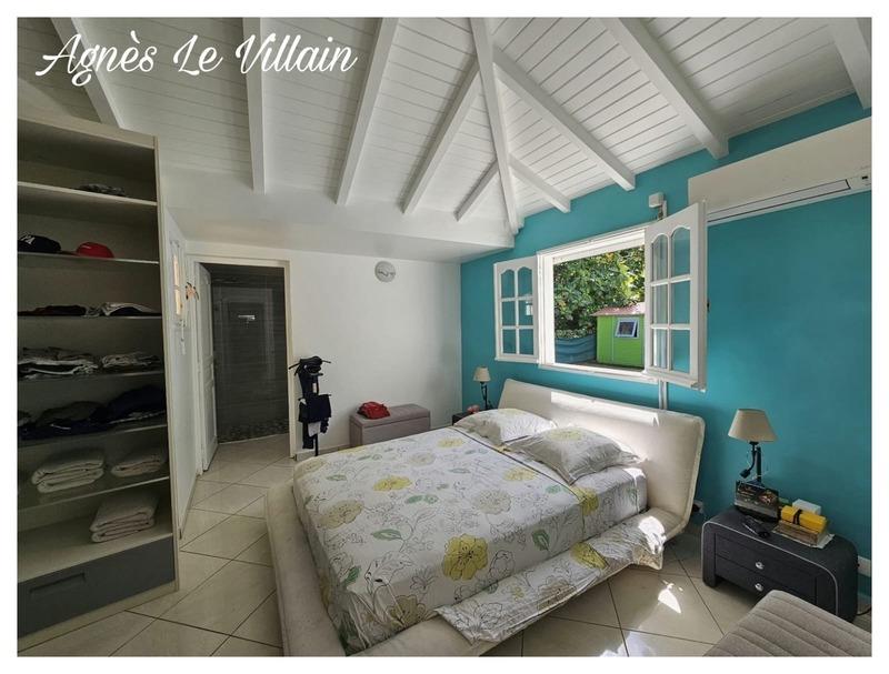 Villa - 184 m² - 4 pièces