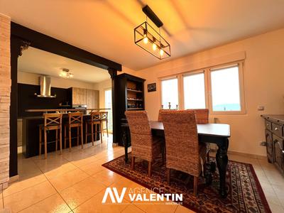 Maison - 83 m² - 4 pièces