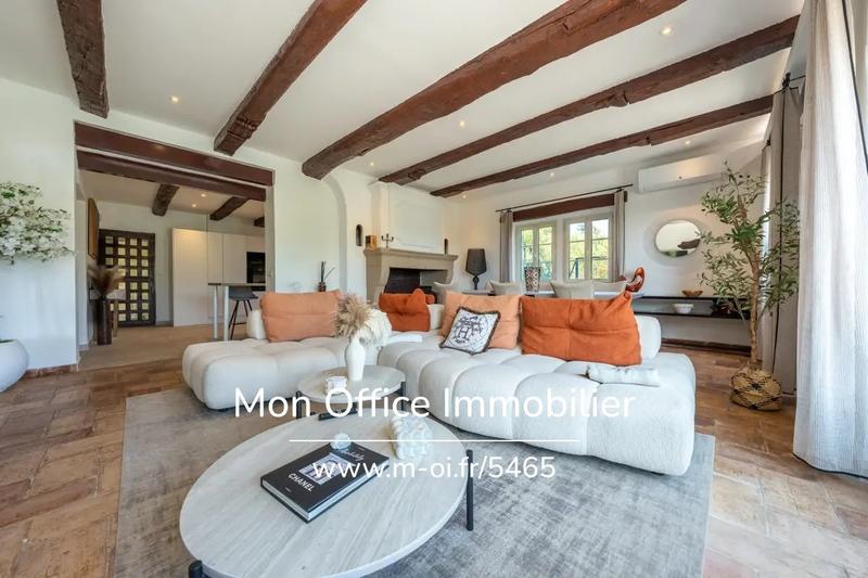 Mas - 310 m² - 9 pièces