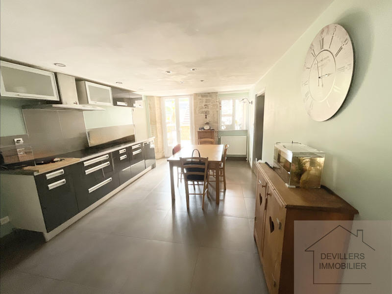 Appartement - 95 m² - 3 pièces