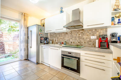 Villa - 80 m² - 5 pièces