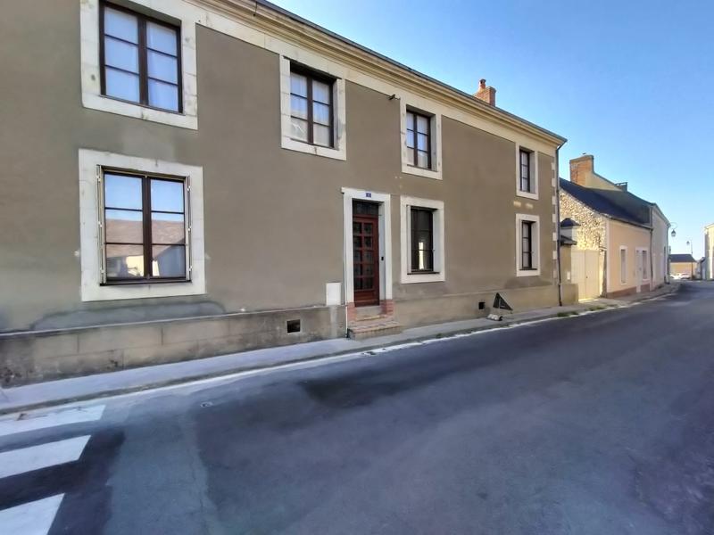 Maison - 122 m² - 7 pièces