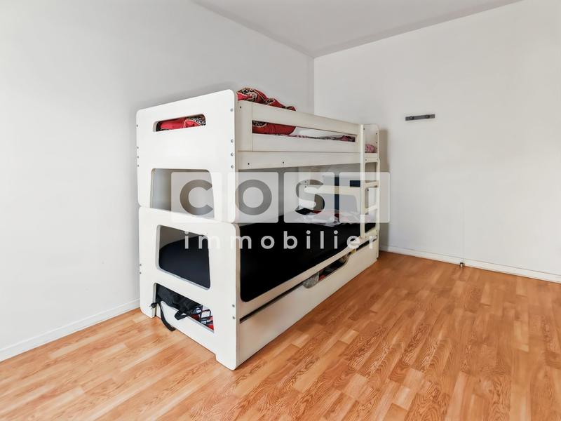 Appartement - 81 m² - 4 pièces