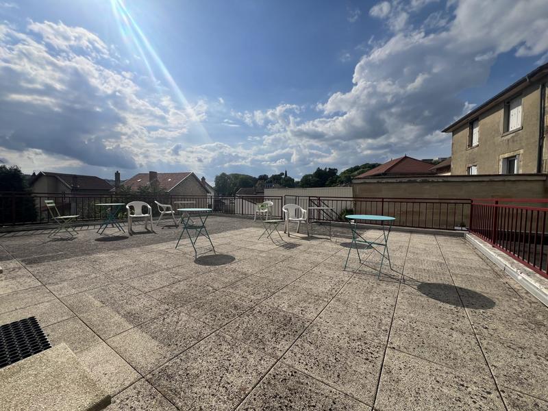 Local d'activités - 2 250 m²