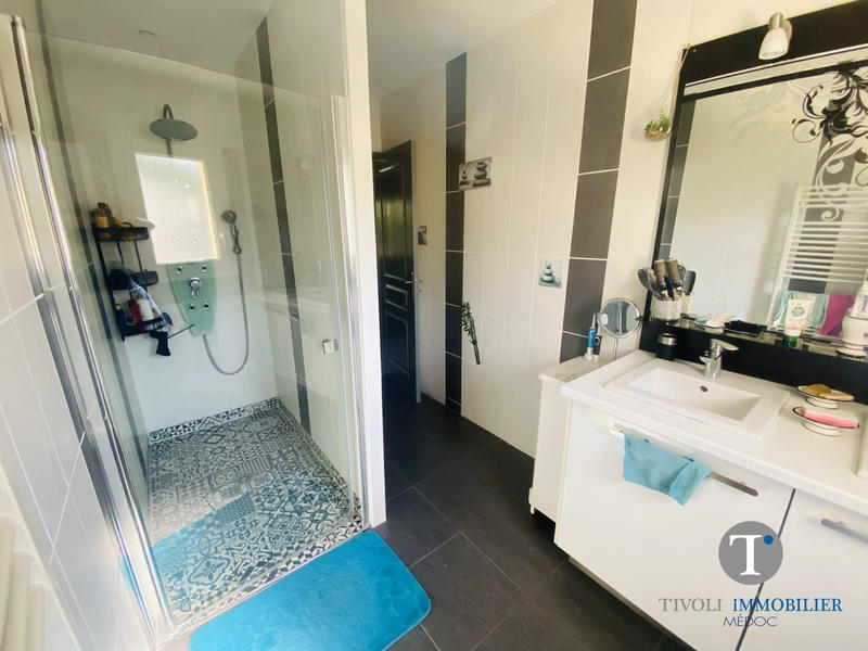 Maison contemporaine - 114 m² - 5 pièces