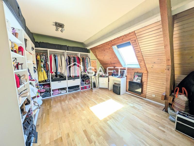 Maison - 140 m² - 5 pièces