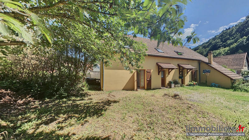 Maison - 200 m² - 10 pièces