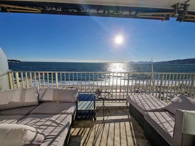 Appartement - 93 m² - 3 pièces