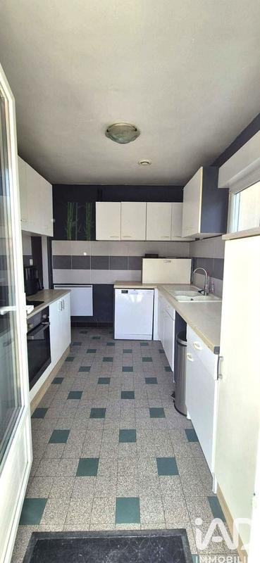 Maison - 97 m² - 5 pièces