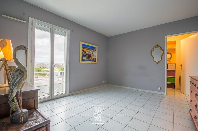 Appartement - 65 m² - 1 pièce