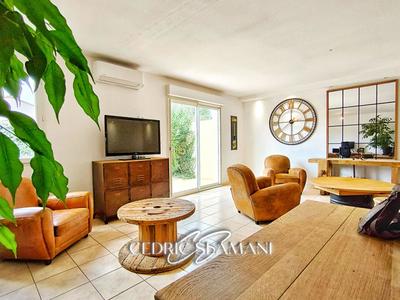 Maison - 82 m² - 3 pièces