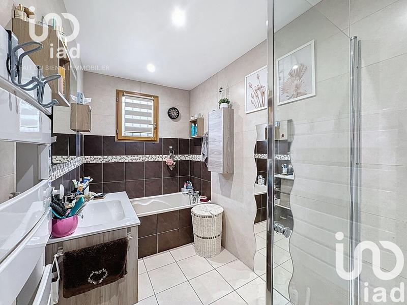 Maison - 106 m² - 6 pièces