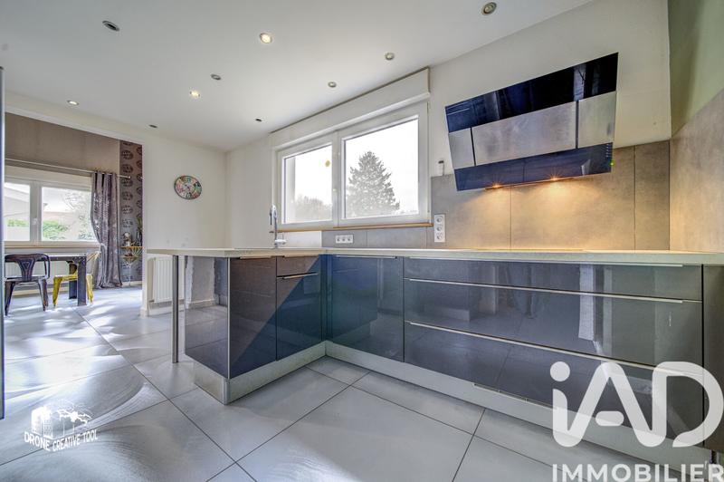 Maison - 102 m² - 5 pièces