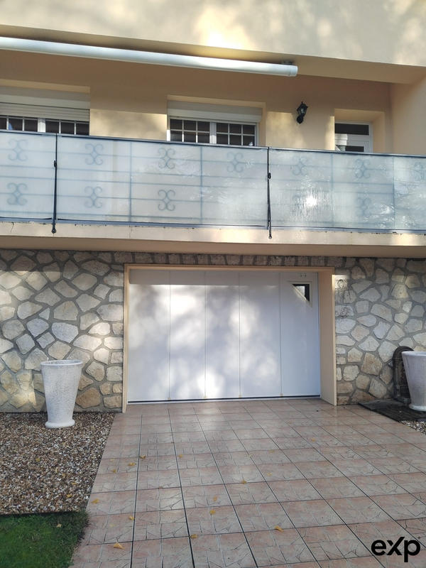 Maison traditionnelle - 133 m² - 6 pièces