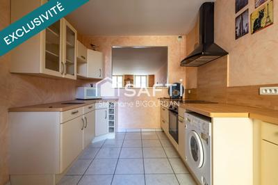 Appartement - 90 m² - 4 pièces