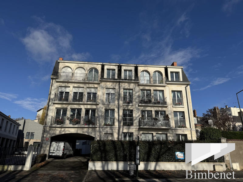 Appartement - 110 m² - 5 pièces