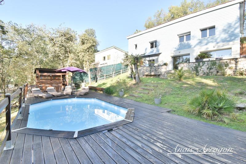 Maison - 103 m² - 4 pièces