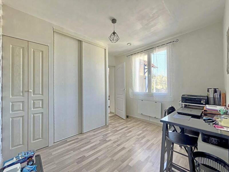 Villa - 157 m² - 7 pièces