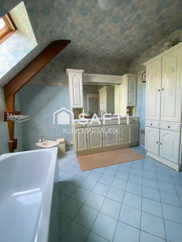 Maison - 166 m² - 6 pièces