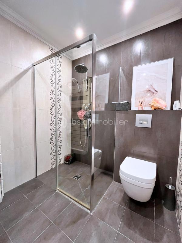 Demeure - 156 m² - 7 pièces