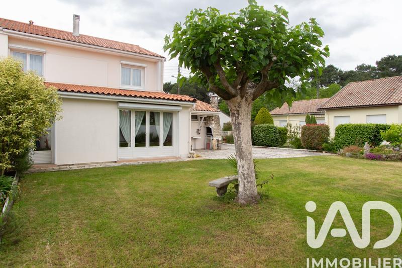 Maison - 115 m² - 6 pièces