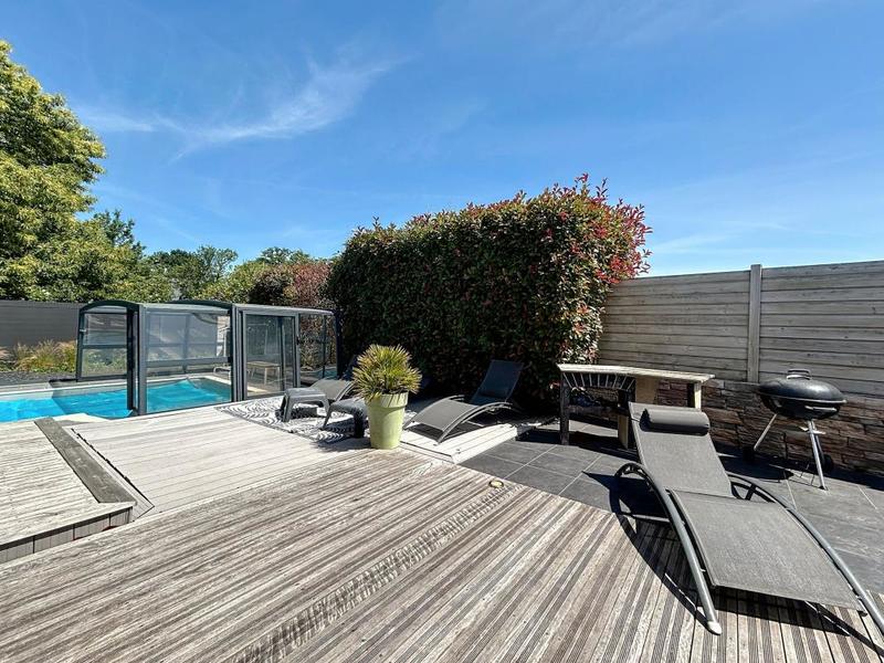 Maison - 137 m² - 6 pièces