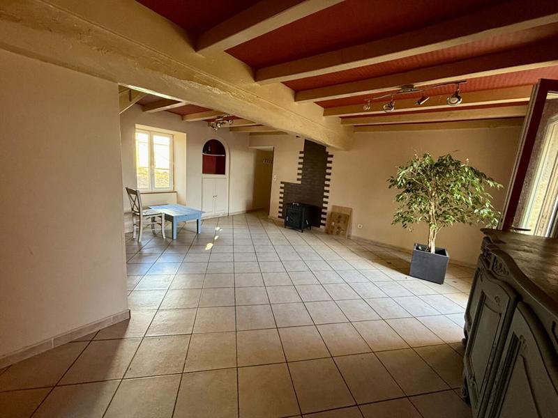 Maison - 101 m² - 5 pièces