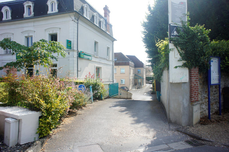 Bureau - 127 m² - 7 pièces