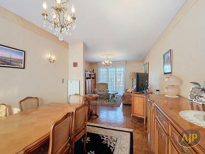 Maison - 140 m² - 7 pièces