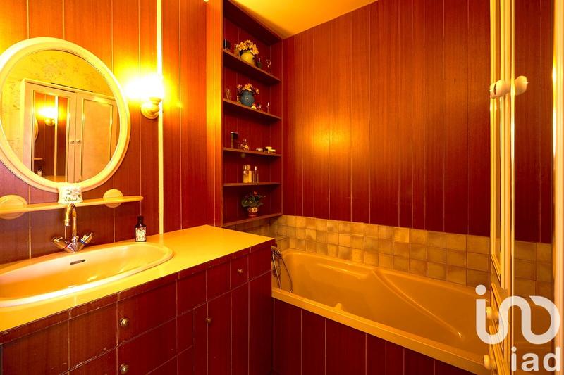 Appartement - 93 m² - 5 pièces