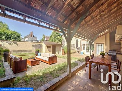 Maison - 160 m² - 5 pièces