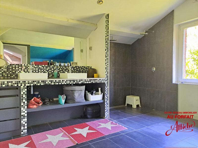 Maison - 283 m² - 6 pièces