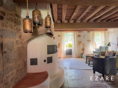 Maison - 380 m² - 11 pièces