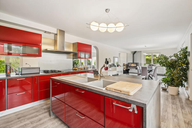 Maison - 156 m² - 7 pièces