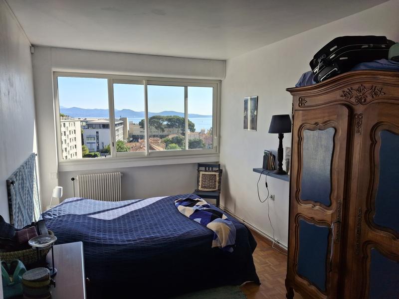 Appartement - 90 m² - 3 pièces