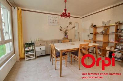 Appartement - 86 m² - 4 pièces