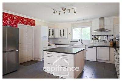 Maison - 157 m² - 6 pièces