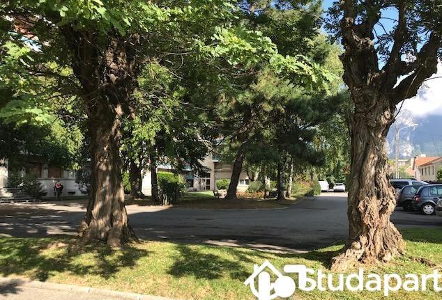 Chambre - 9 m² - 1 pièce