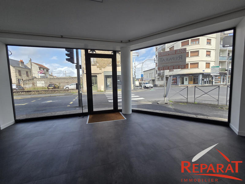 Local commercial - 35 m² - 2 pièces