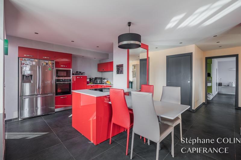 Appartement - 79 m² - 4 pièces