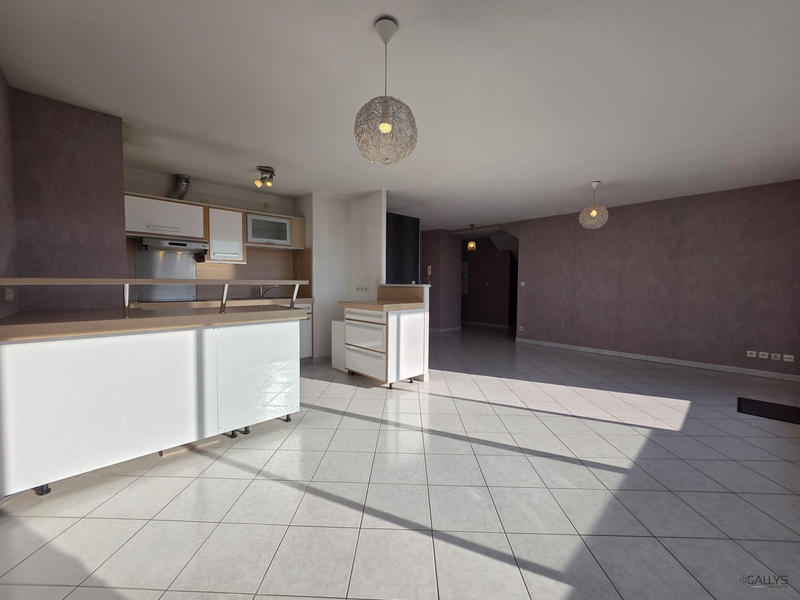 Appartement - 74 m² - 3 pièces