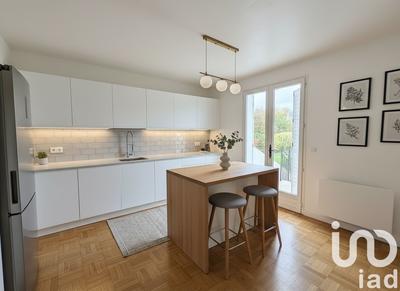 Maison - 88 m² - 4 pièces