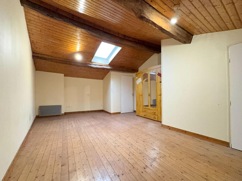 Maison - 85 m² - 4 pièces