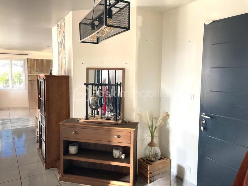 Maison traditionnelle - 106 m² - 5 pièces