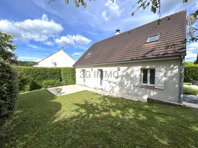 Maison - 140 m² - 6 pièces