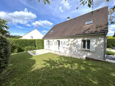 Maison - 140 m² - 6 pièces